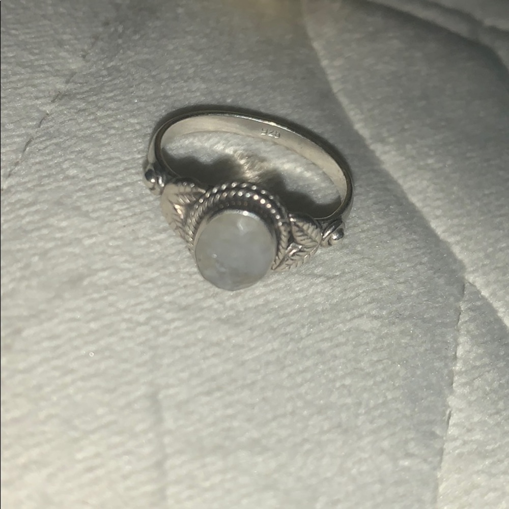 HANDMADE *MOONSTONE* SILVER RING - Picture 3 of 5